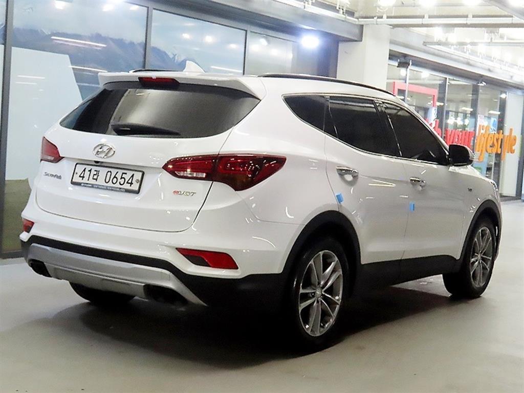 HYUNDAI Santa Fe - Vista 4