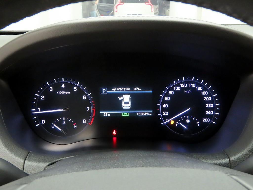 Genesis G80 - Vista 6