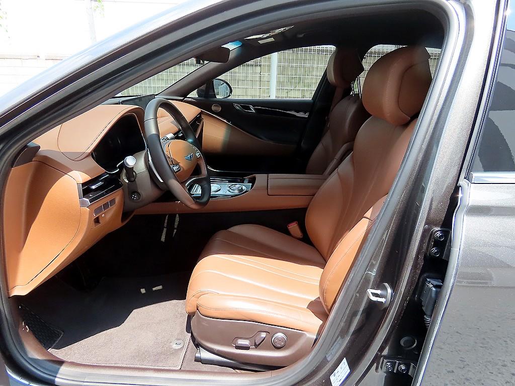 Genesis G80 - Vista 5