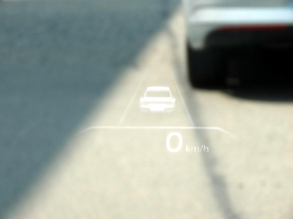 Genesis G80 - Vista 10