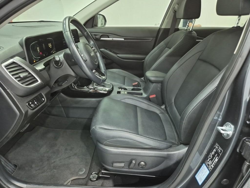 KIA Seltos 2023 Gris - Importación desde Corea - HF Imports Iquique - Foto 14