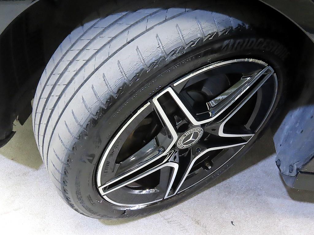 Mercedes Benz CLA Class 2023 Negro - Importación desde Corea - HF Imports Iquique - Foto 20