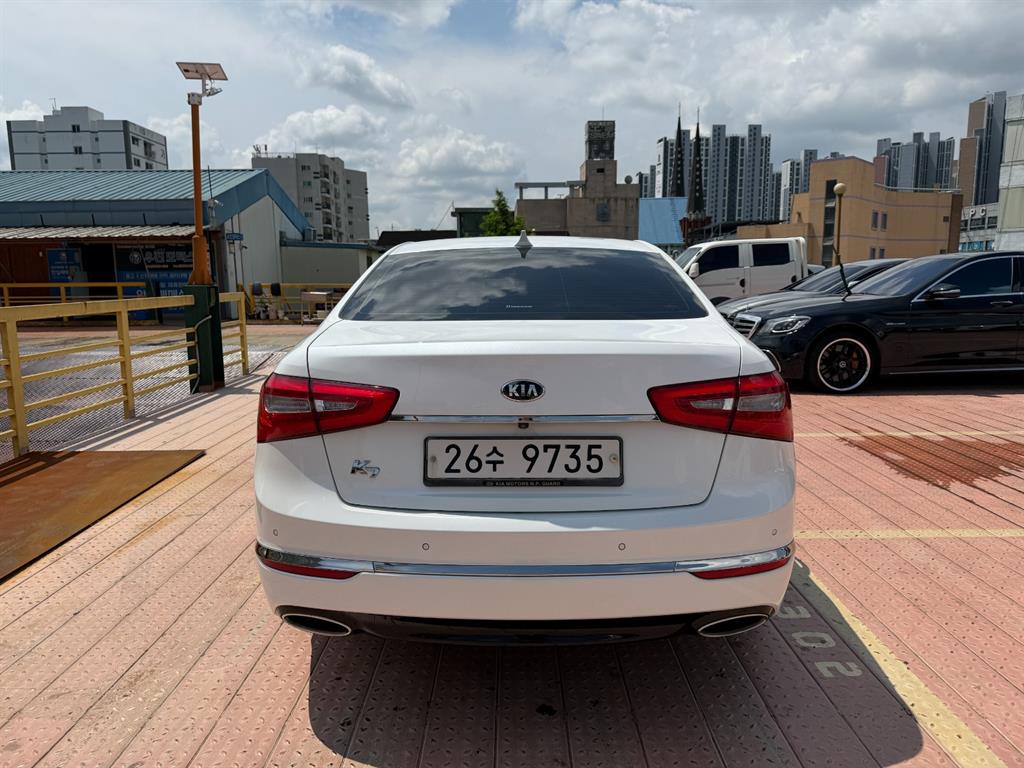 KIA K7 - Vista 4