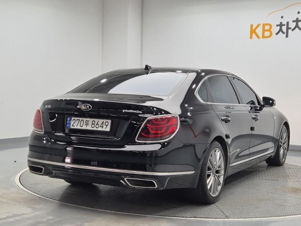 KIA K9 - Vista 3