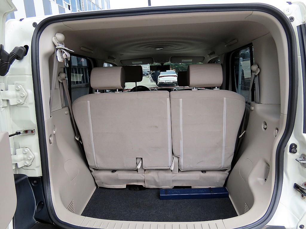 Nissan Cube 2011 the color of pearl - Importación desde Corea - HF Imports Iquique - Foto 16