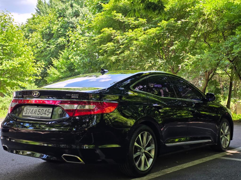 HYUNDAI Grandeur - Vista 4