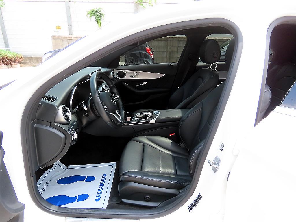 Mercedes Benz C Class - Vista 5