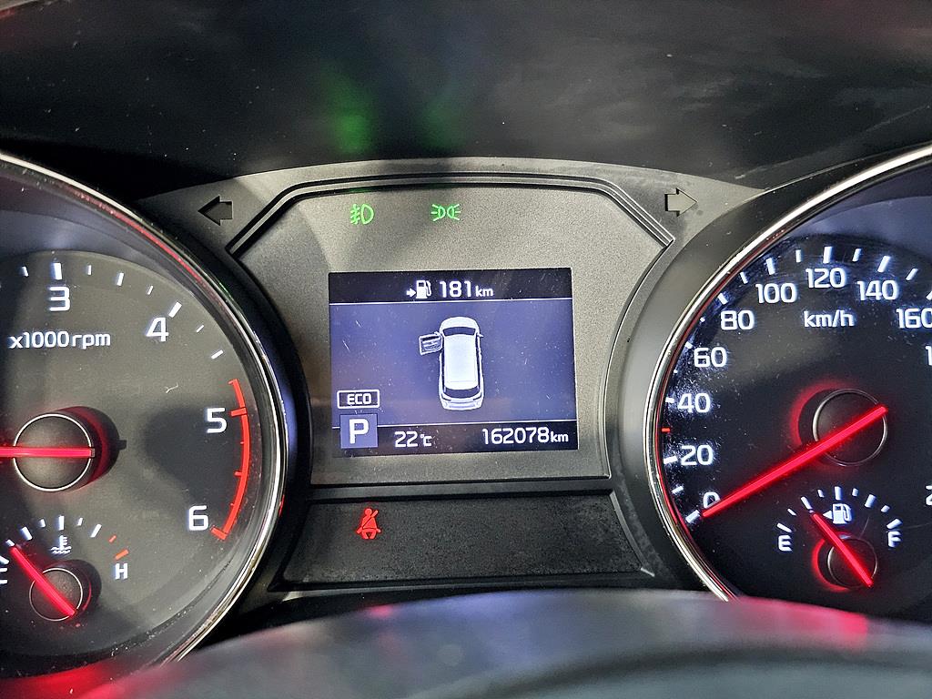 KIA Carnival - Vista 7