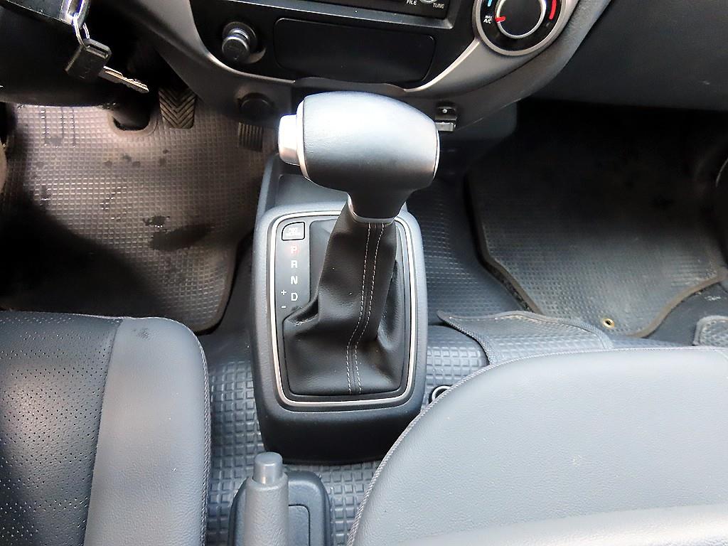 Small Truck Top_Integrated Top Powergate - Vista 9