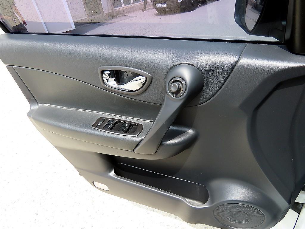 SAMSUNG QM5 - Vista 11