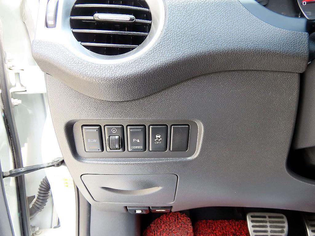 SAMSUNG QM5 - Vista 12