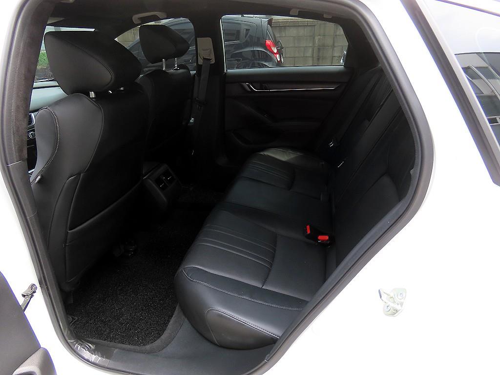 Honda Accord - Vista 6