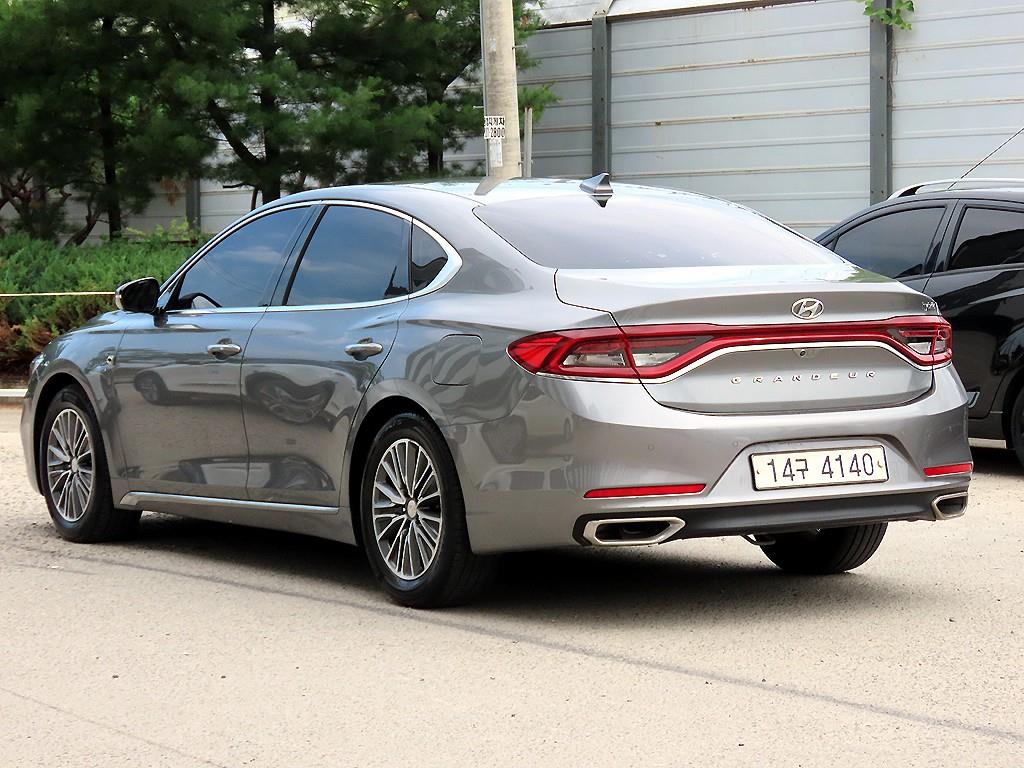 HYUNDAI Grandeur - Vista 3