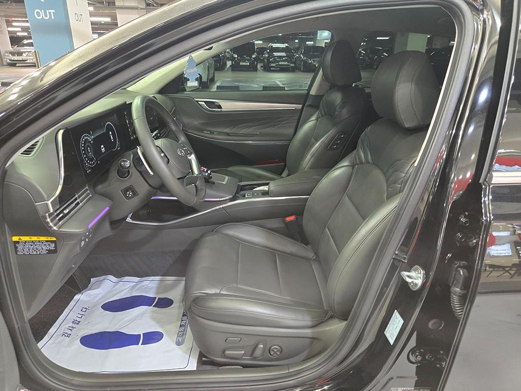 HYUNDAI Grandeur - Vista 6