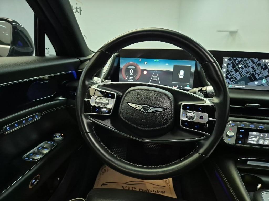 Genesis G90 - Vista 9