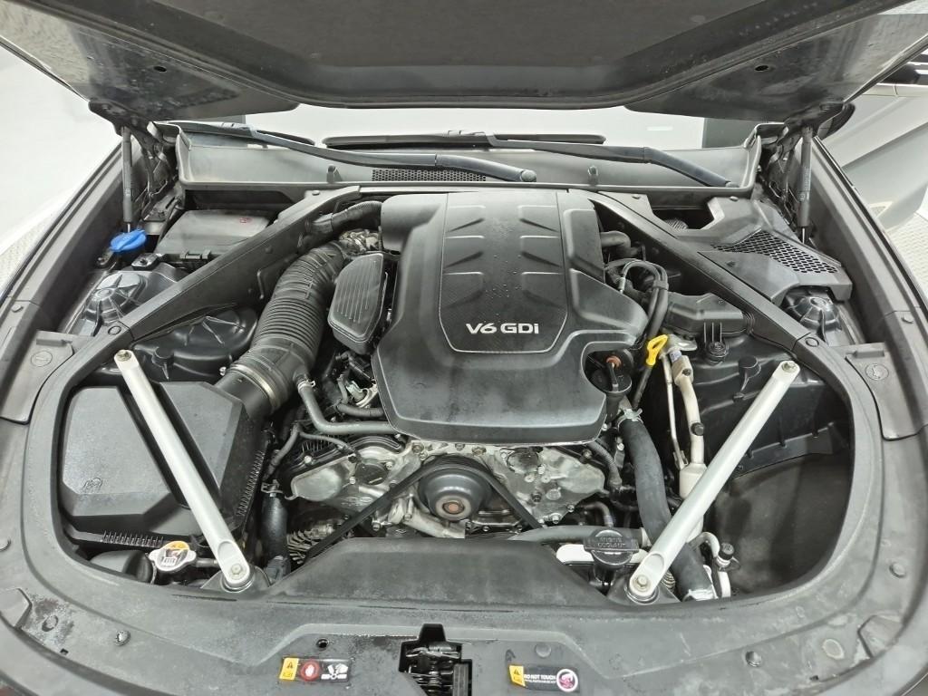 KIA K9 - Vista 5