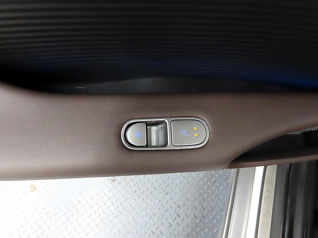 HYUNDAI Ioniq 6 - Vista 12