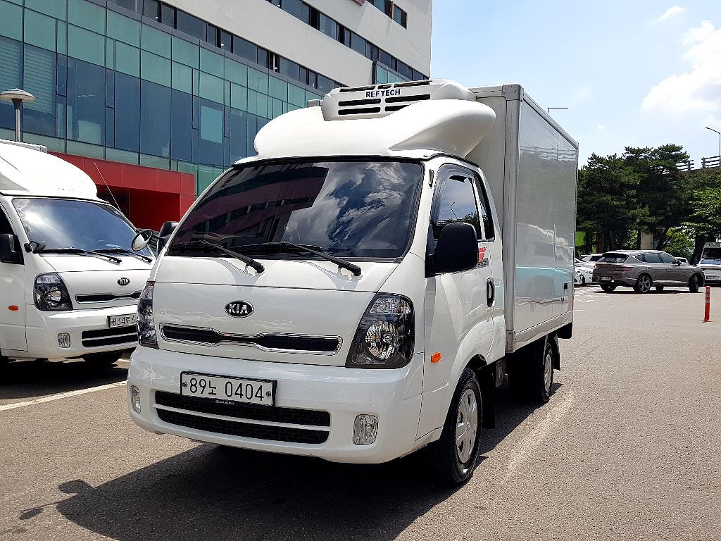 Small Truck Top_Frozen Top 2018 Blanco - Importación desde Corea - HF Imports Iquique - Foto 1