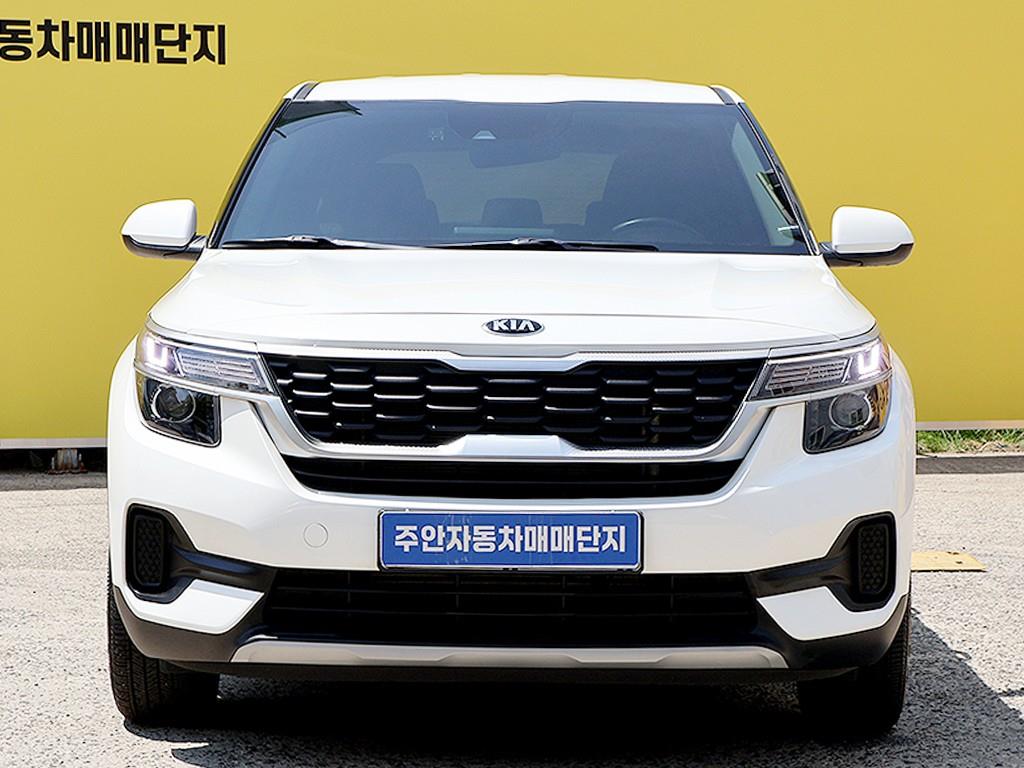 KIA Seltos 2022 Blanco - Importación desde Corea - HF Imports Iquique - Foto 1