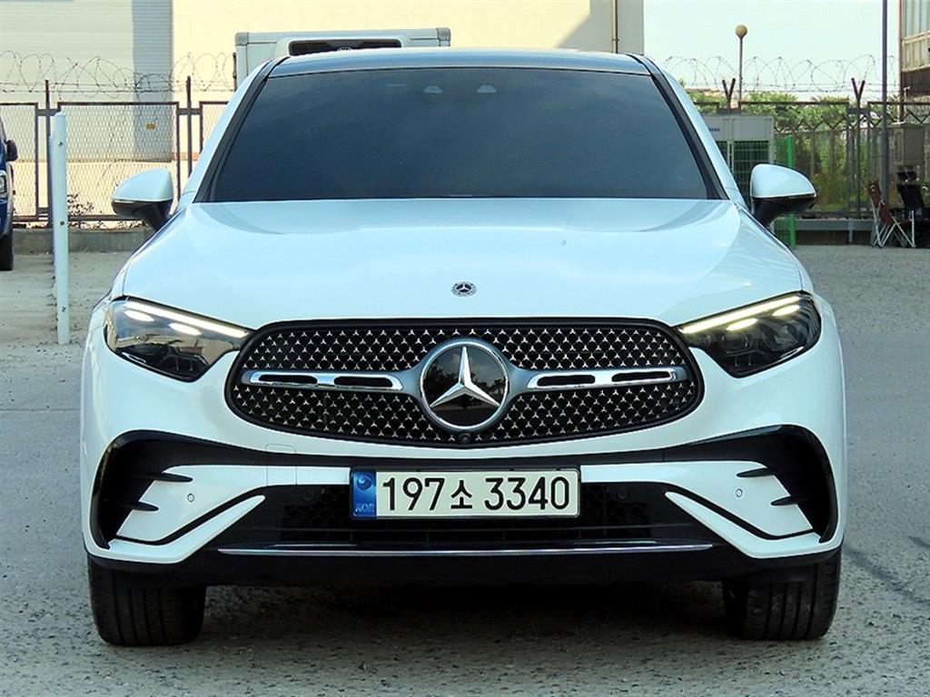 Mercedes Benz GLC Class 2024 Blanco - Importación desde Corea - HF Imports Iquique - Foto 1