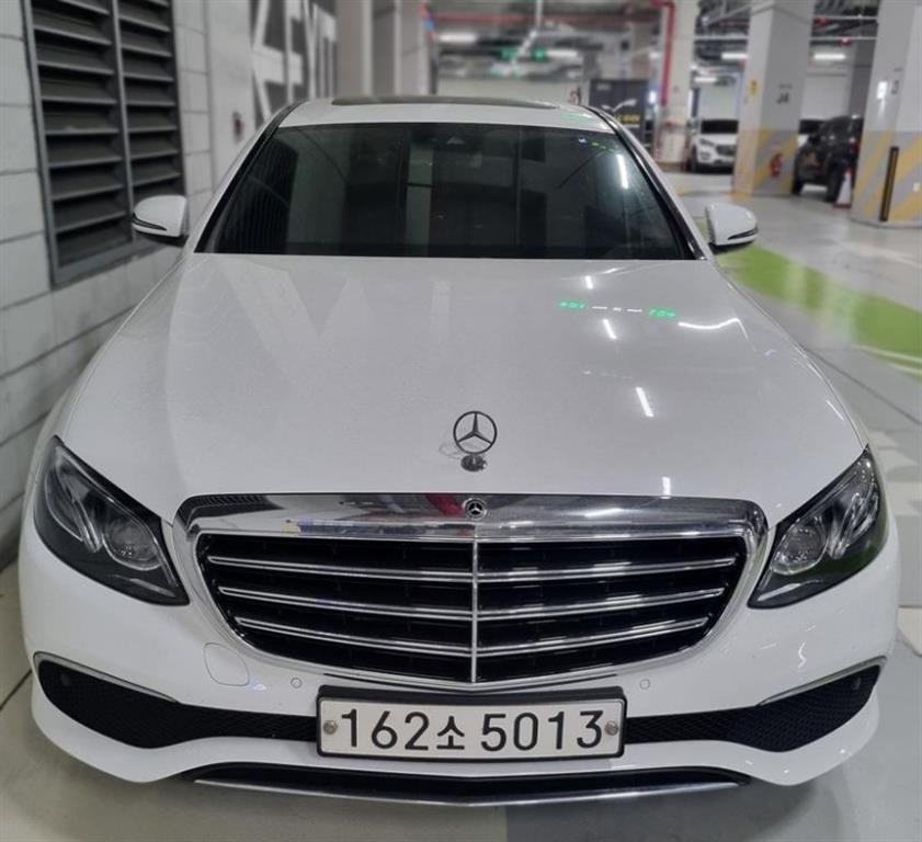 Mercedes Benz E class 2020 Blanco - Importación desde Corea - HF Imports Iquique - Foto 1