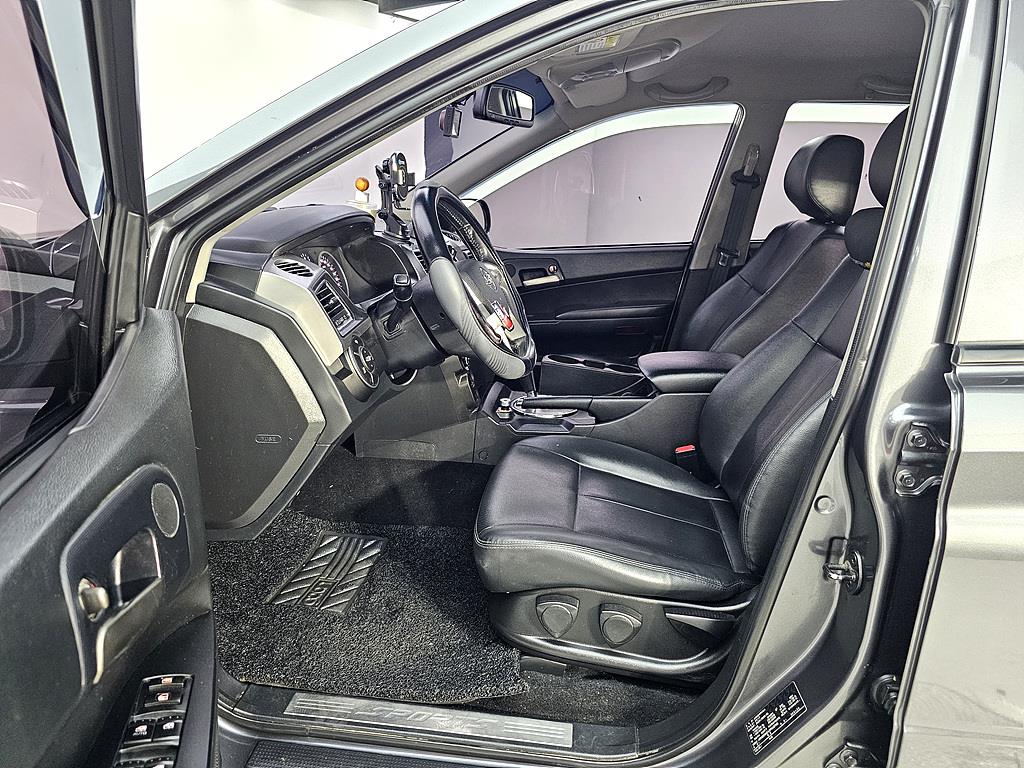 Ssangyong Korando - Vista 8