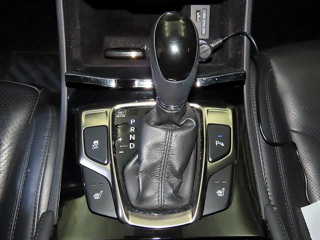 HYUNDAI Grandeur - Vista 12
