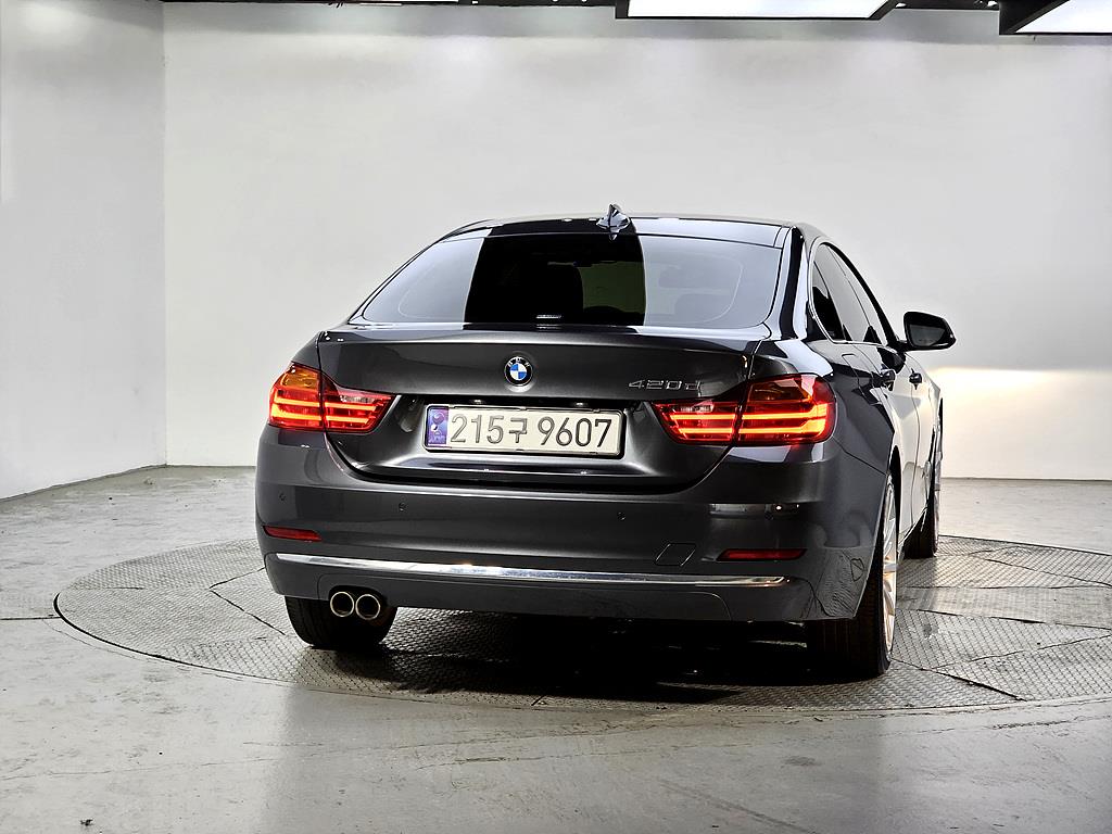 BMW 4 Series - Vista 3