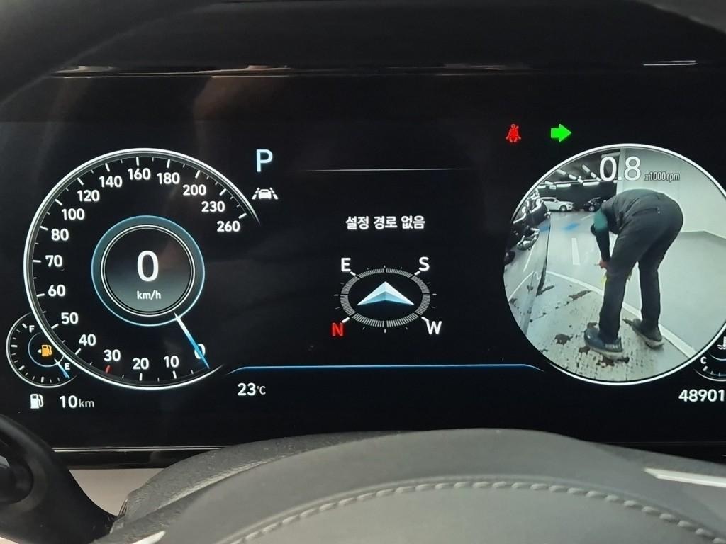 HYUNDAI Grandeur - Vista 6