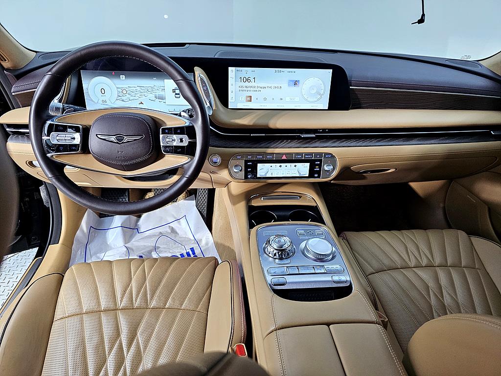 Genesis G90 - Vista 5