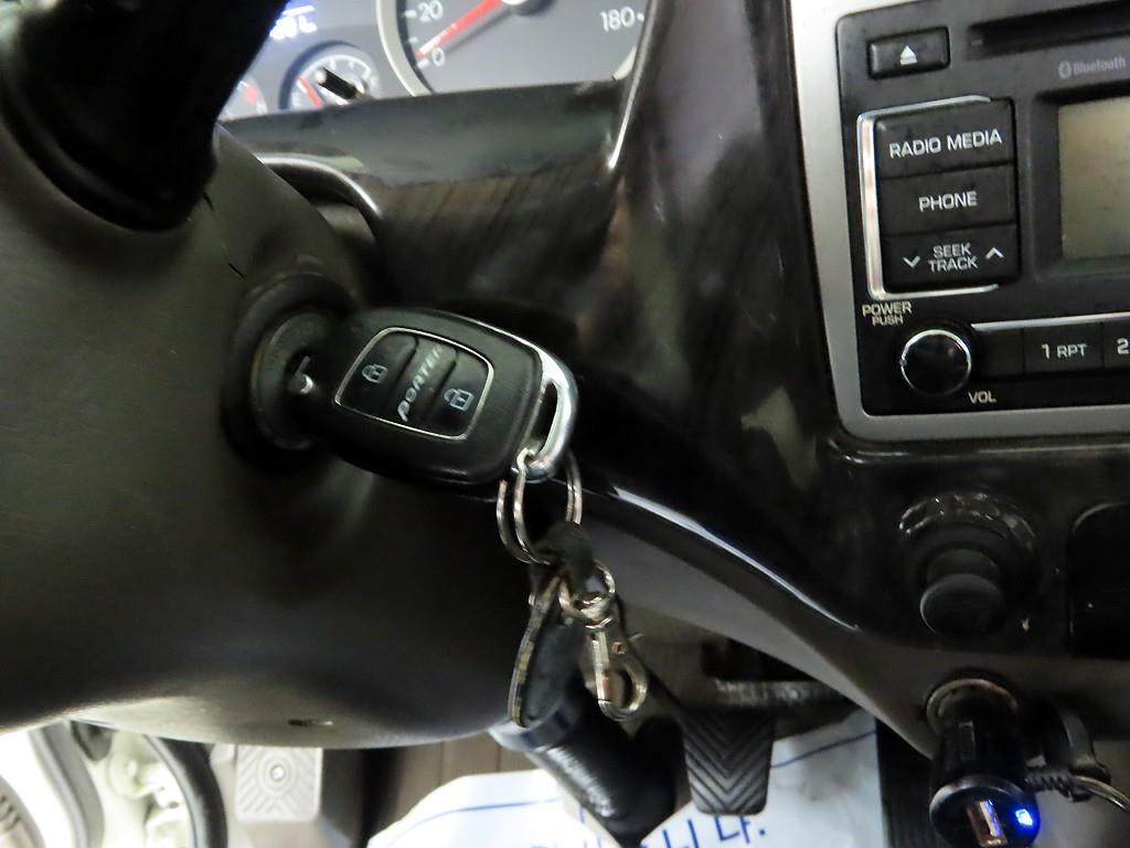 Small Truck Cargo (small) 2018 Blanco - Importación desde Corea - HF Imports Iquique - Foto 14
