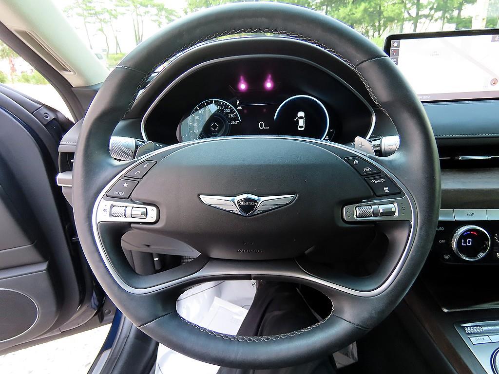 Genesis G80 - Vista 8