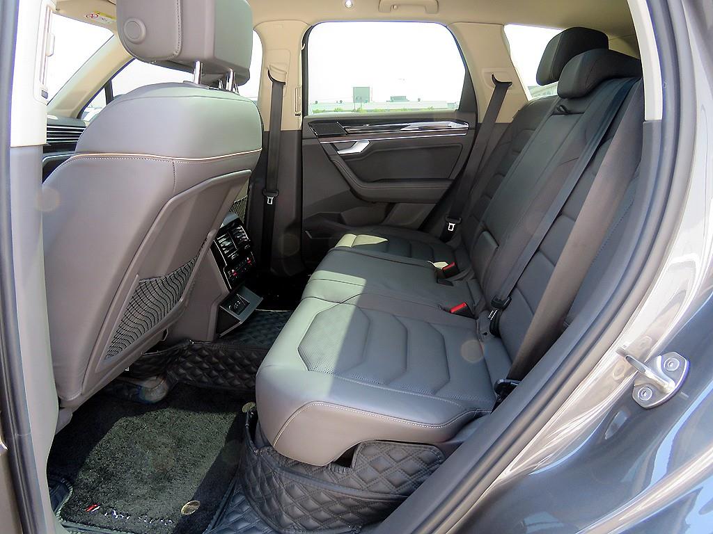 Volkswagen Touareg - Vista 8