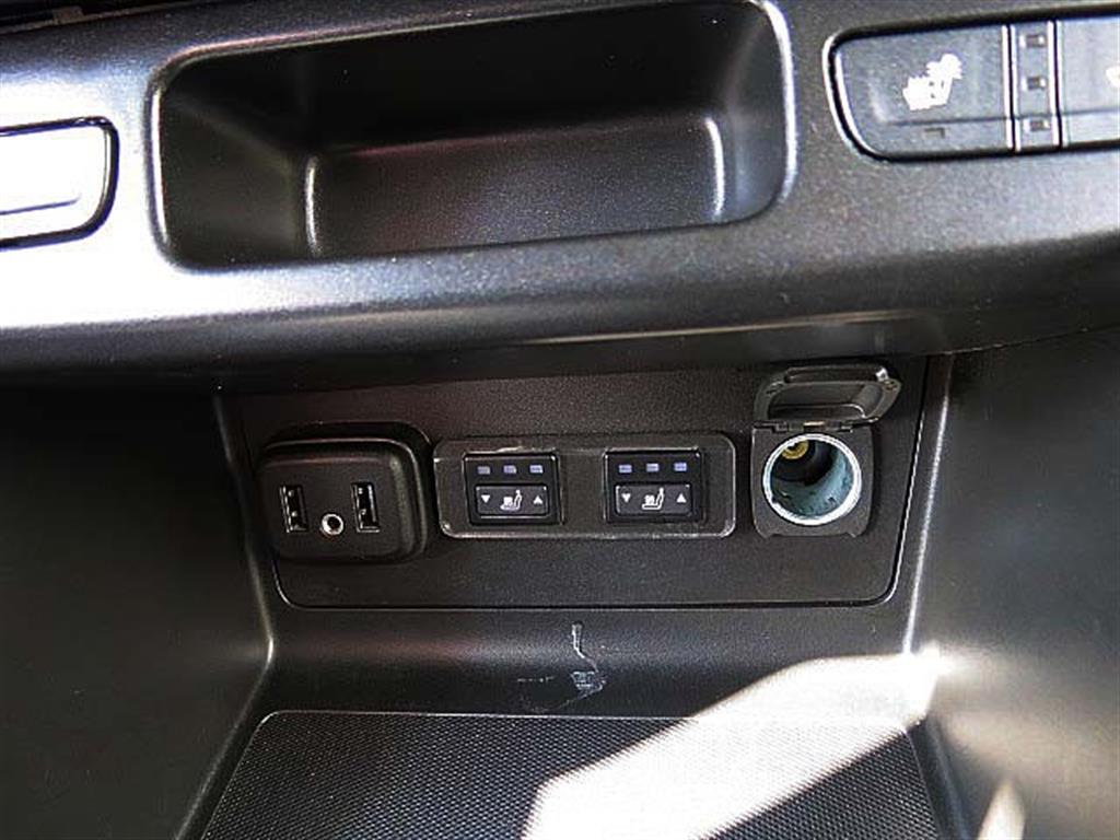 Chevrolet ?Colorado 2021 Negro - Importación desde Corea - HF Imports Iquique - Foto 12