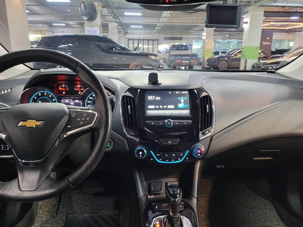 Chevrolet Cruise - Vista 8