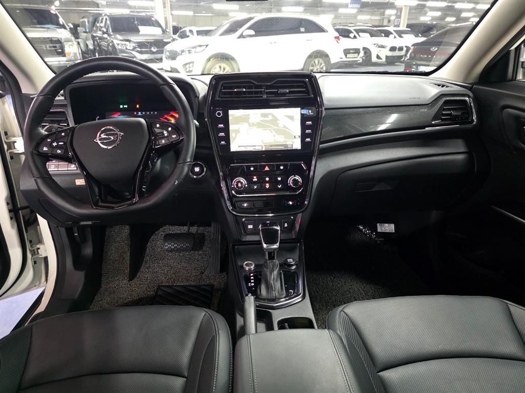 Ssangyong Tivoli - Vista 10