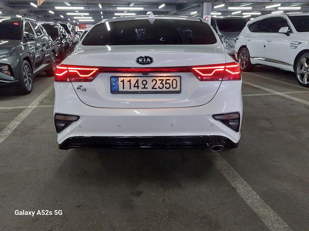 KIA K3 - Vista 3