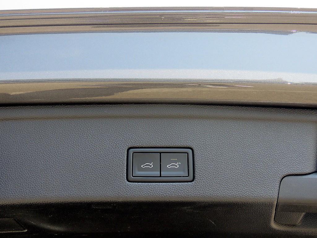 Volkswagen Touareg - Vista 6
