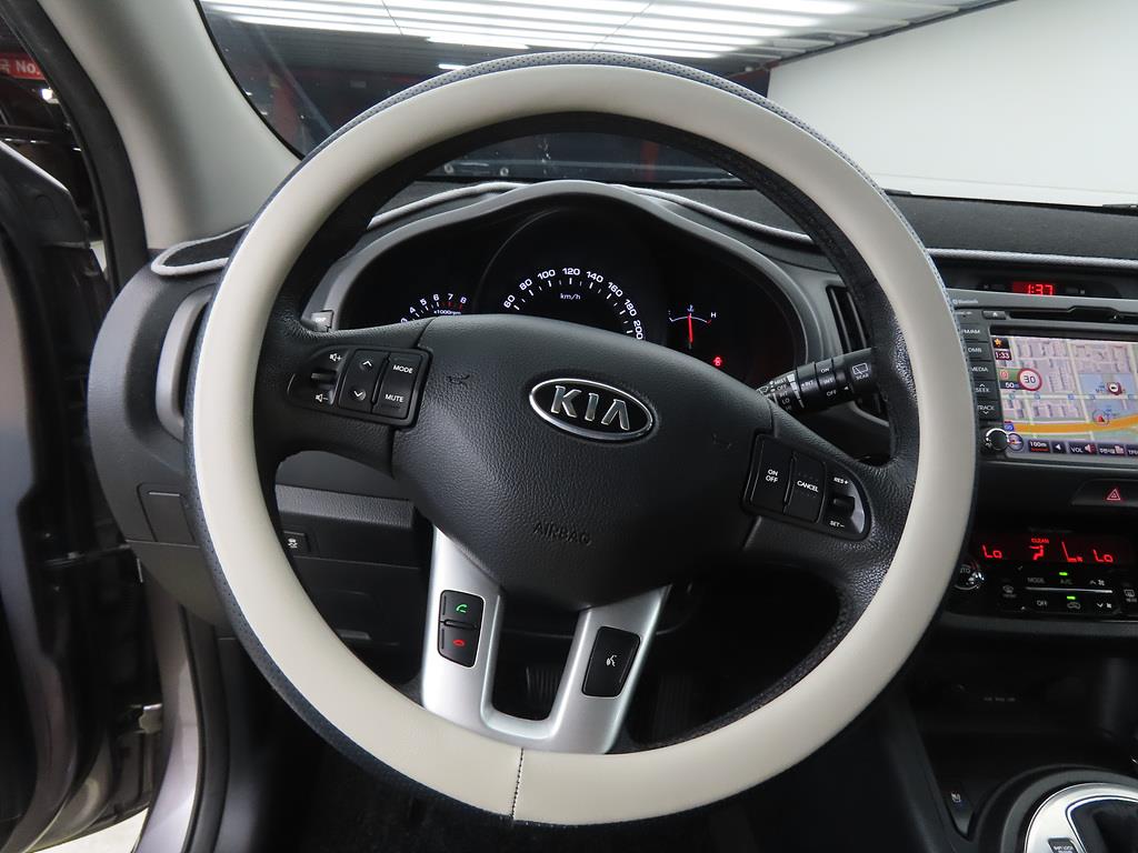 KIA Sportage - Vista 8