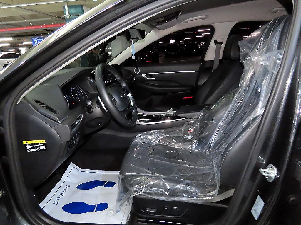 HYUNDAI Sonata - Vista 6