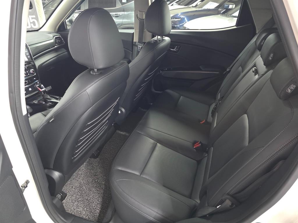Ssangyong Tivoli 2021 Blanco - Importación desde Corea - HF Imports Iquique - Foto 17