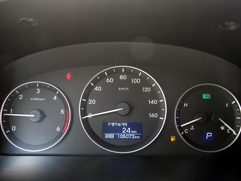 HYUNDAI Starex - Vista 11