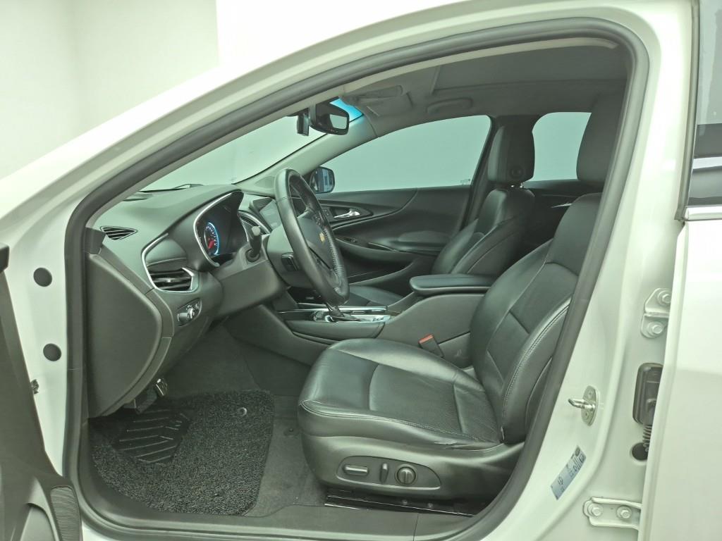 Chevrolet Malibu - Vista 11