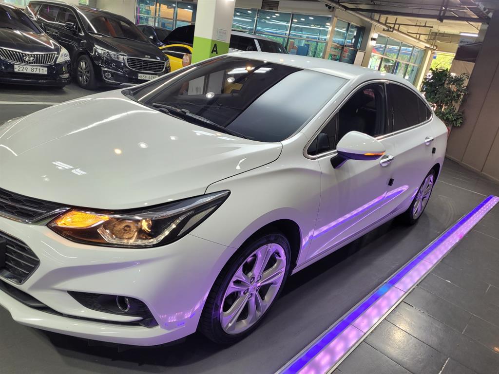 Chevrolet Cruise - Vista 2