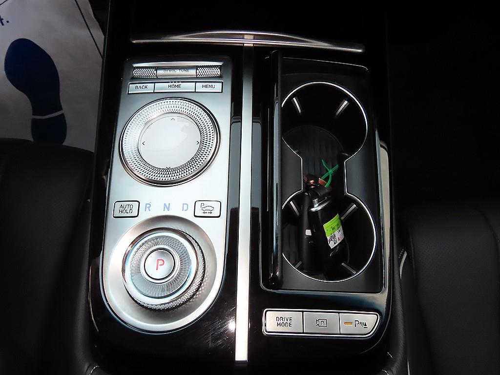 Genesis G80 - Vista 11
