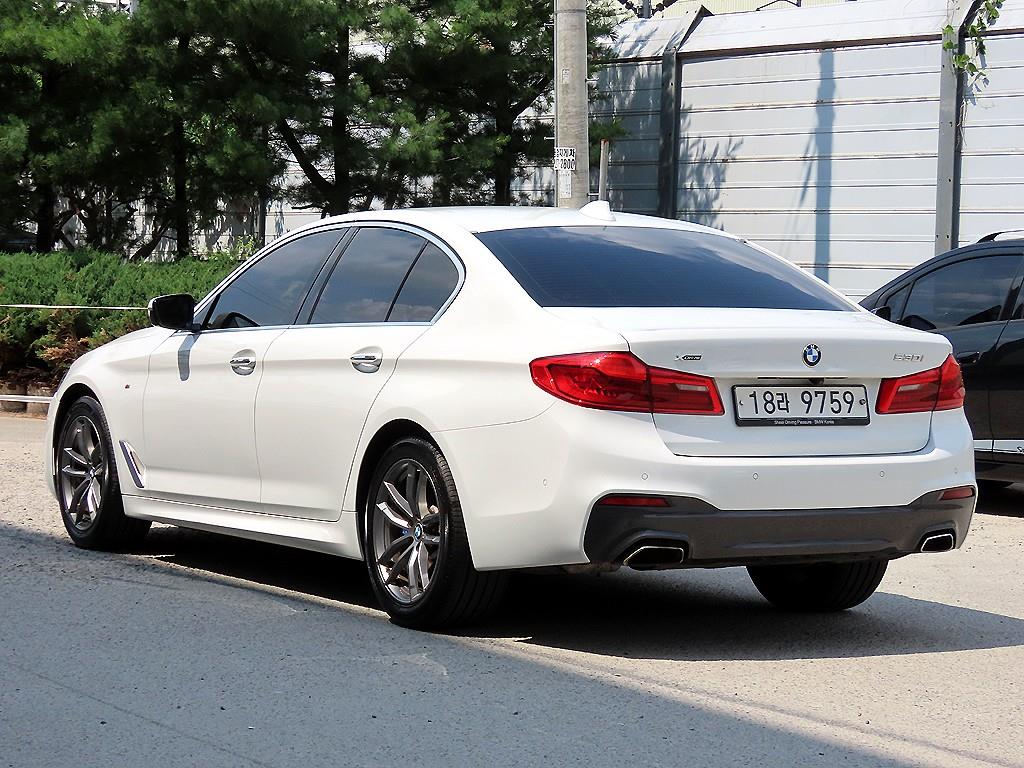BMW 5 Series - Vista 3