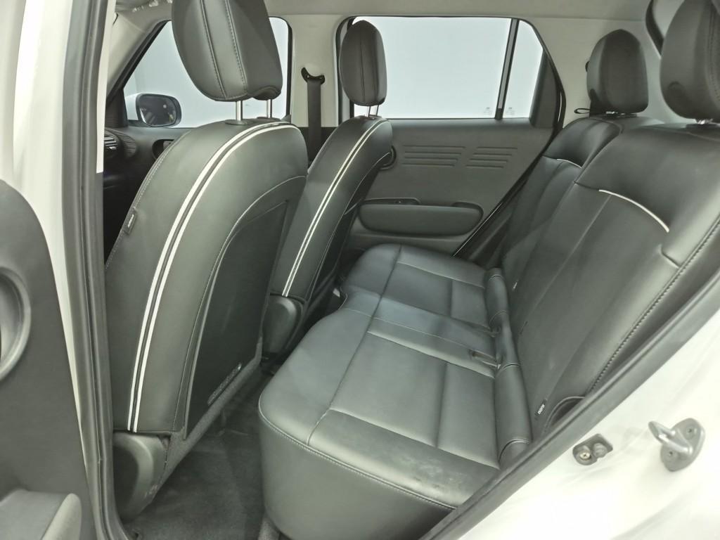 HYUNDAI Casper - Vista 12