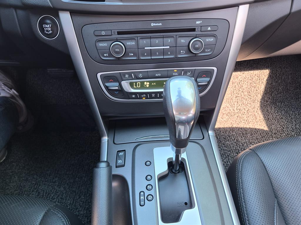 SAMSUNG SM5 2018 Plateado - Importación desde Corea - HF Imports Iquique - Foto 18