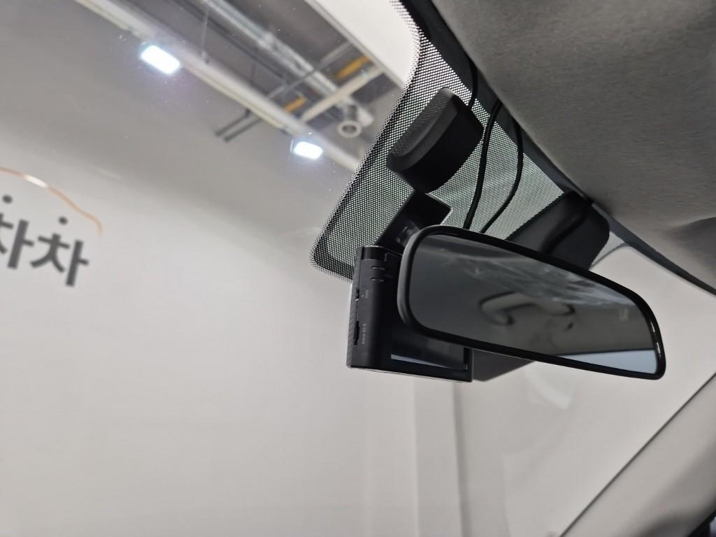 HYUNDAI Casper - Vista 10