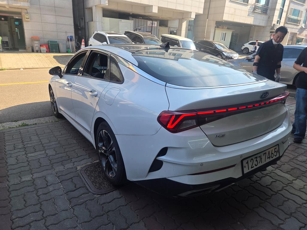 KIA K5 - Vista 4